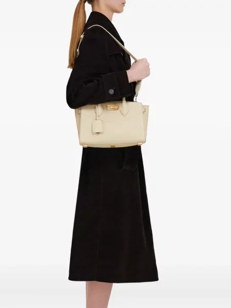 Nepaminkštintas rankinė Ferragamo
