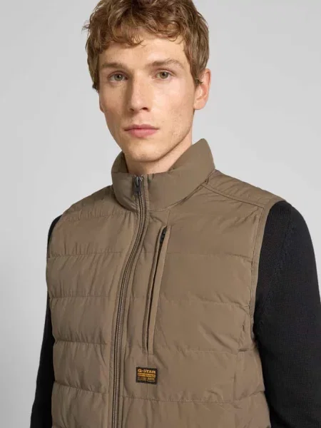 Kamizelka pikowana z naszywką z logo model ‘Foundation’ G-star khaki