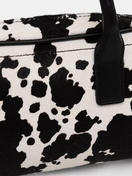 Кожаная сумка-багет Steve Madden