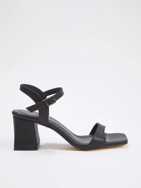 Trendyol Sandale cu baretă negru