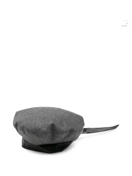 Căciulă Emporio Armani cu funde gri