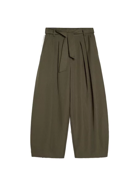 Bershka Pantaloni cutați deschis / verde pin gri