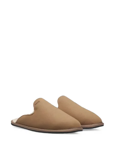 Slip on báránybőr otthoni papucs Boss autogrammal