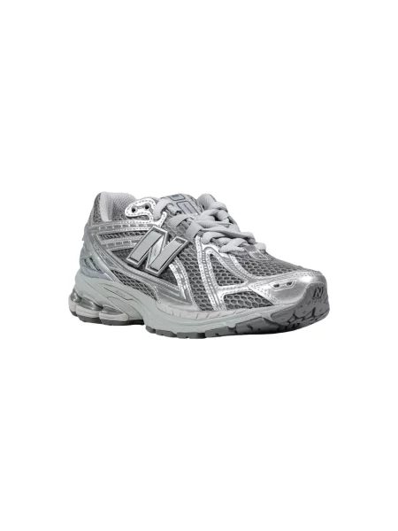 Superge New Balance siva