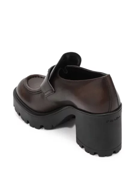 Pantofi loafer Prada din piele maro