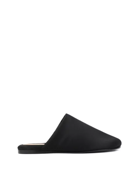 Kapcie Carven czarne