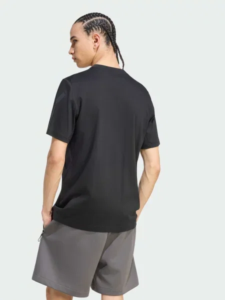 Футболка Adidas черная