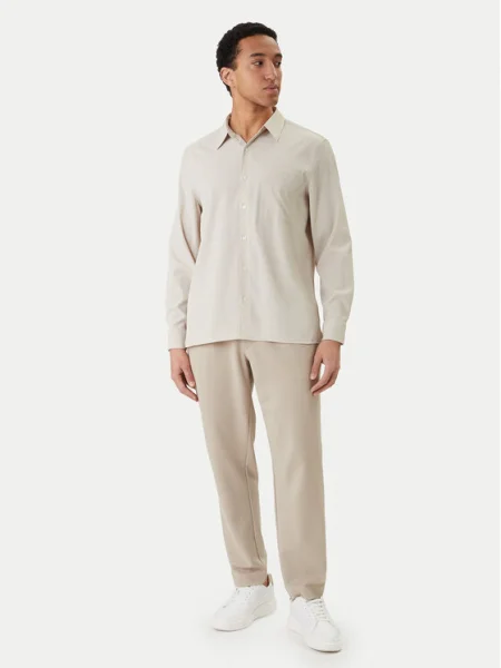 Calvin Klein Ing bézs