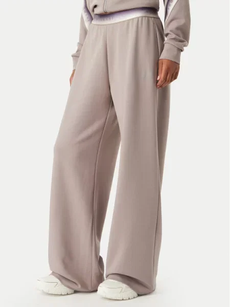 Спортивные штаны Ea7 Emporio Armani бежевые