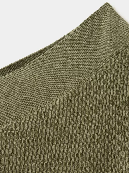 Sweter z prążkowanego materiału z asymetrycznym dekoltem khaki Teen XS MANGO TEEN
