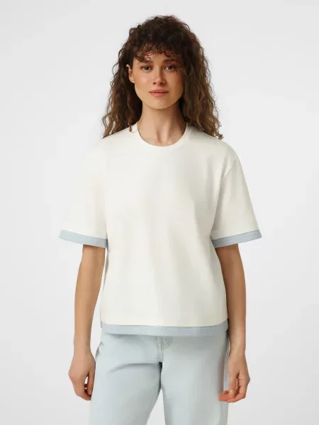 Футболка Emmelie Delage X Intertop белая