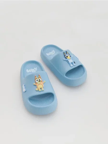 Reserved Klapki Bluey jasnoniebieski