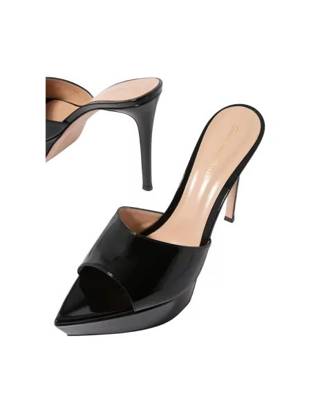 Klapki mules Gianvito Rossi czarne