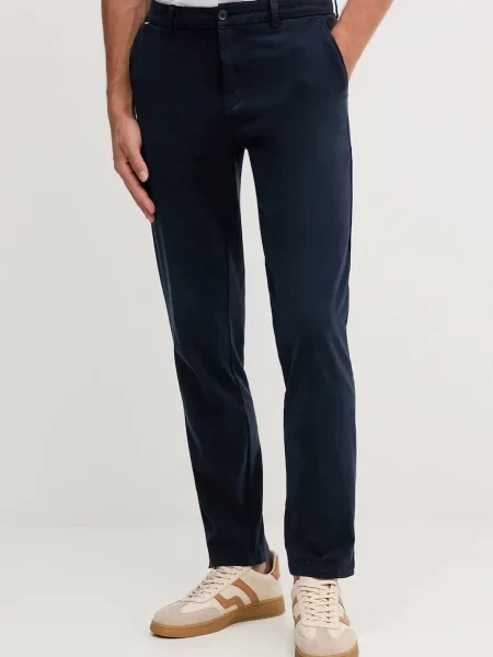 BOSS spodnie granatowy w fasonie chinos
