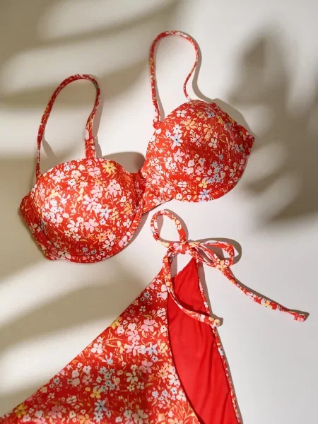 Reserved Верх пляжного купальника червоний