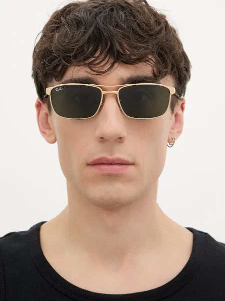 Ray-Ban napszemüveg