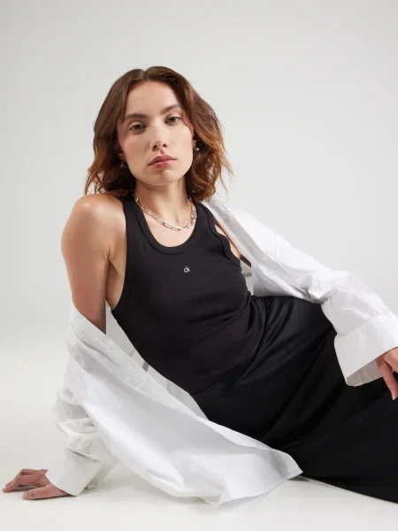 Grafic top Calvin Klein negru