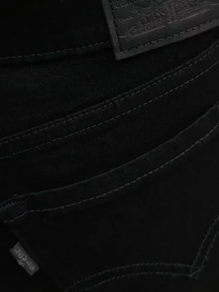 Дънки Levi's® от рипсено кадифе с качулка черно