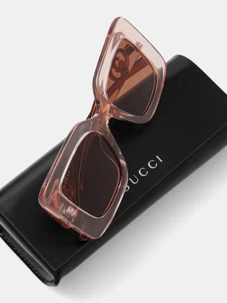 Солнцезащитные очки Gucci