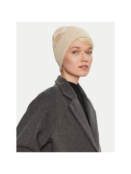 Шапка Coach бежевая