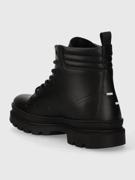 Kotníkové boty Filling Pieces černé