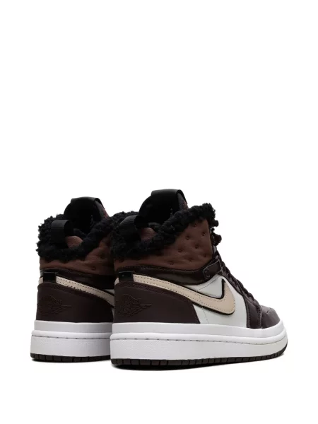 Sneakerși Jordan maro