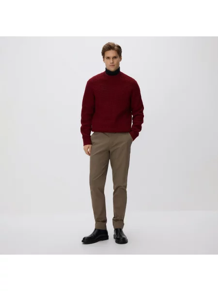 Reserved Kalhoty chino slim s páskem pudrově zelená