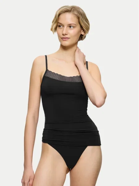 Pijamale Triumph din modal negru