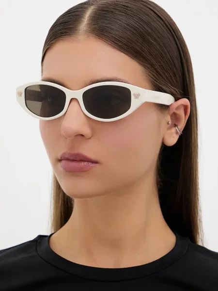 Versace női napszemüveg fehér