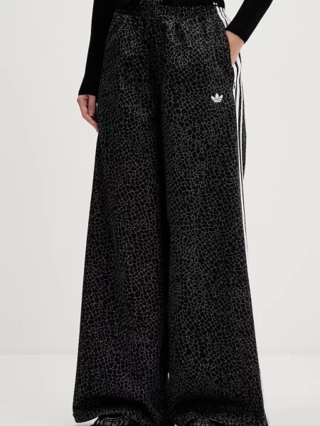 Adidas Originals pantaloni de negru