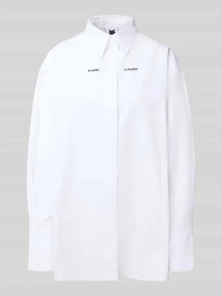 Bluzka koszulowa o kroju relaxed fit z wyhaftowanym logo Karo Kauer biała