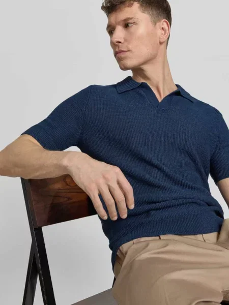 Koszulka polo w kroju slim fit z dekoltem w serek Gran Sasso