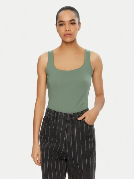 Top Vero Moda verde