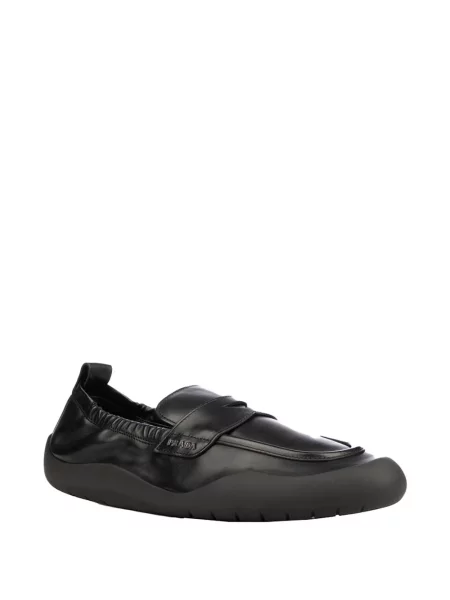 Pantofi loafer Prada din piele negru
