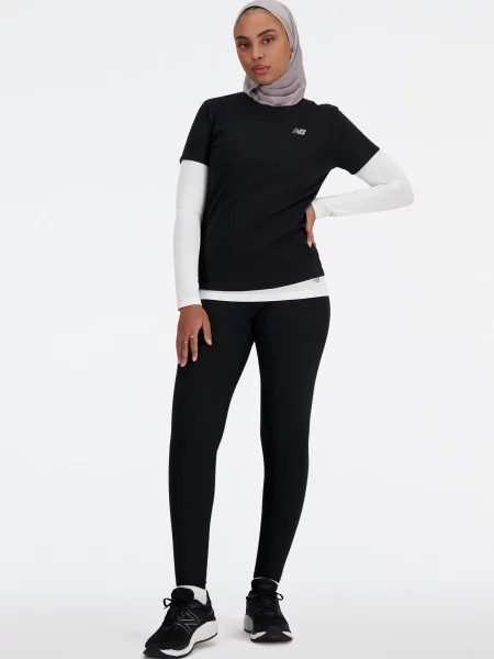 Спортивная футболка New Balance черная