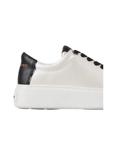 Pantofi Alexander Smith alb