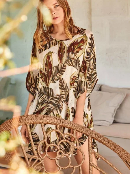 Пляжное женское пончо