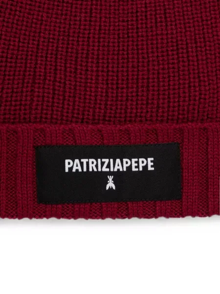 Pletena kapa Patrizia Pepe s autogramom crvena