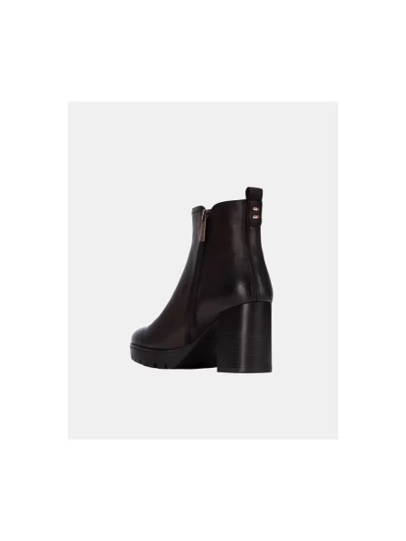 Pantofi Carmela maro