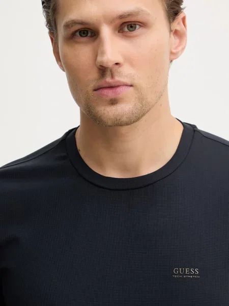 Футболка Guess