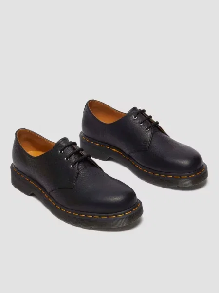 Nizki čevlji Dr. Martens črna