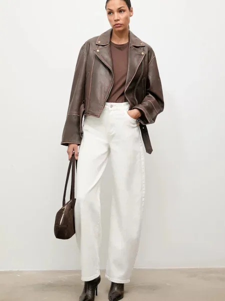 Шкіряна куртка Answear.LAB демісезонна коричневий