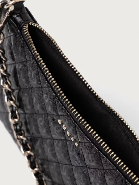 Кожаная сумка Guess
