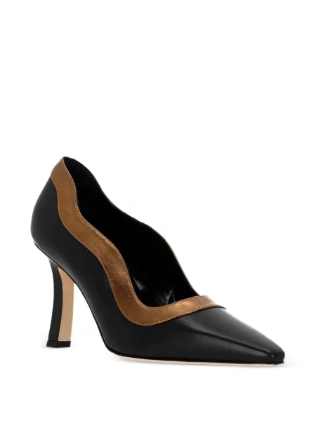 Pantofi cu toc Manolo Blahnik negru