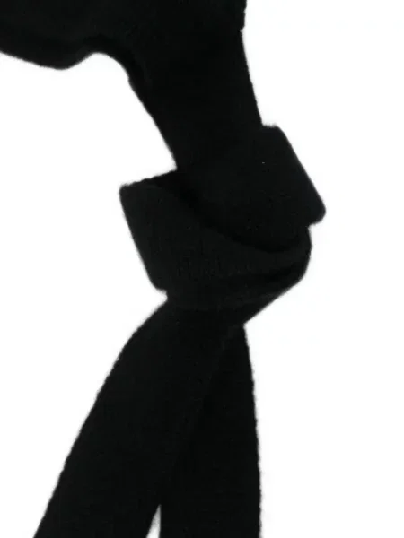 Căciulă Soft Goat cu legături negru