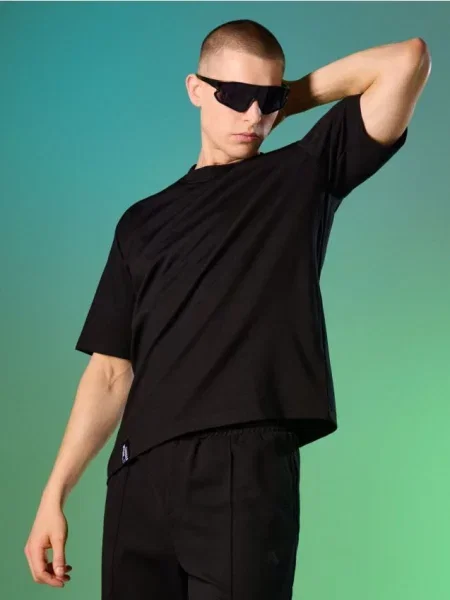 Sinsay Tričko s krátkým rukávem z interlock látky černá