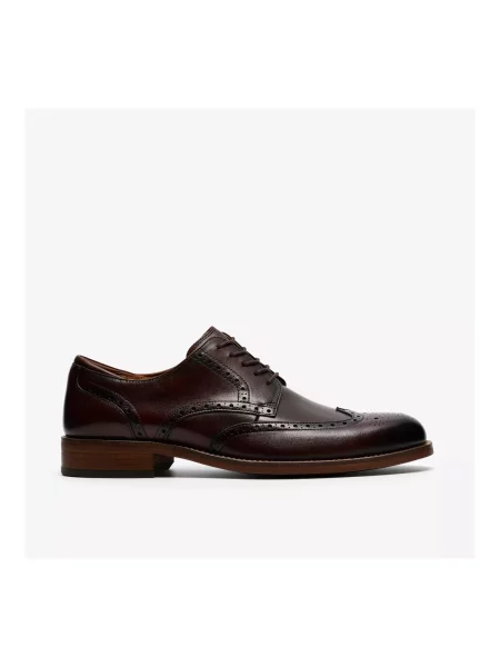 Pantofi Clarks maro