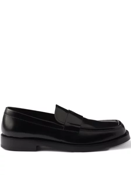 Pantofi loafer Prada din piele negru