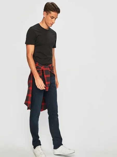 Majica Levi's® črna