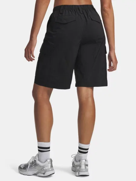 Pantaloni scurți cargo Under Armour negru